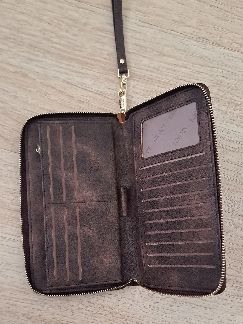 CLUCI women Wallet Leather RFID  blocking With Wristlet.
